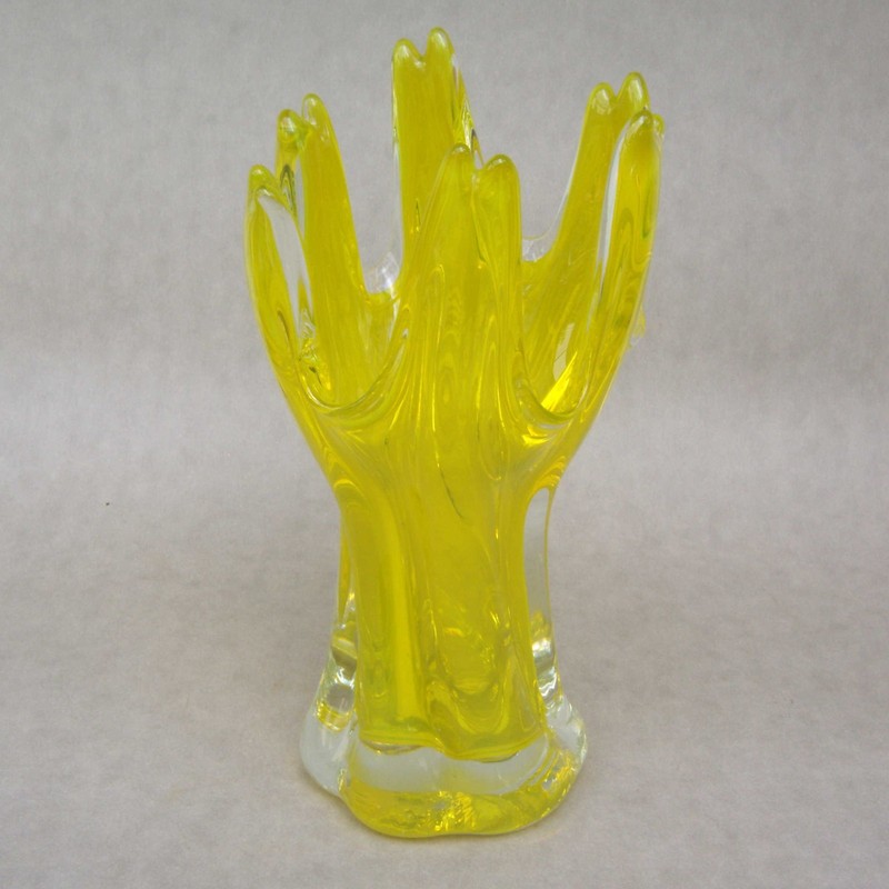 Beautiful Vintage Yellow and Clear Blown Swung Stretch Art Glass Vase 1950s-60s