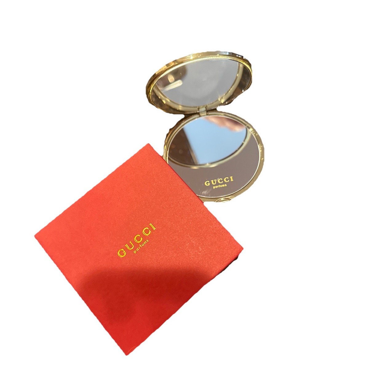GUCCI ゴールドロゴ コンパクトミラー GUCCI Parfums Gold Compact Double Sided Mirror Brand New In Box
