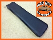 MGB Armrest Pad For Centre Console Black / Black Piping 