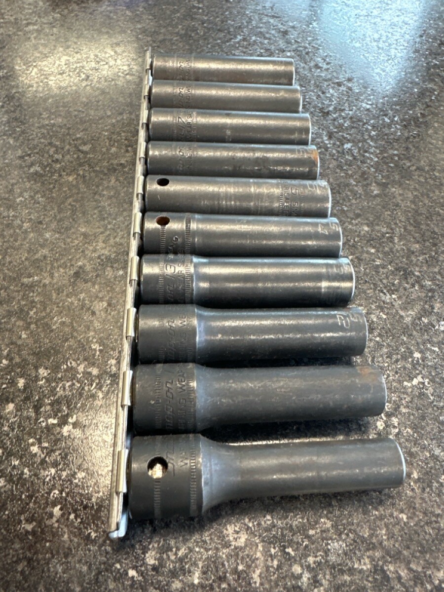 Picture 2 of 3