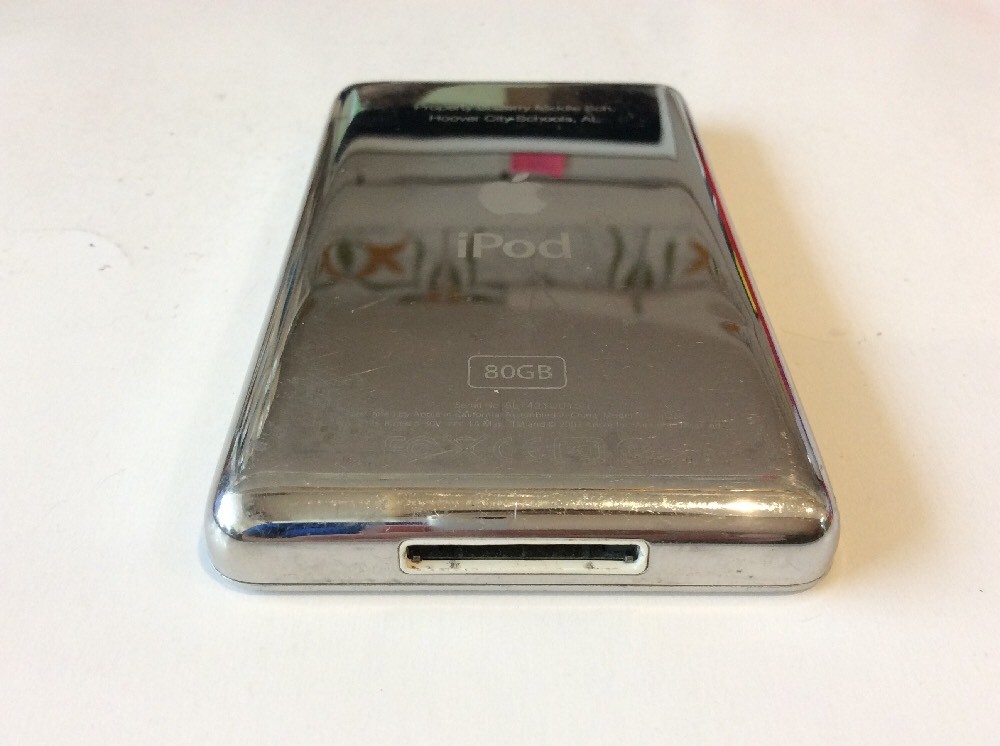 Apple iPod classic 6th Generation Silver (80 GB) - Good Condition