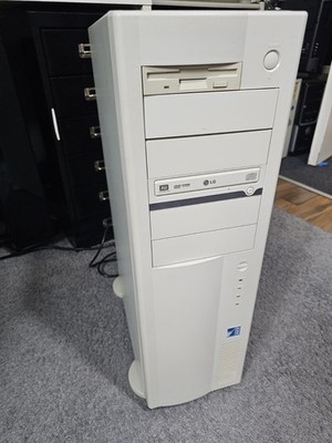 Retro Windows XP PC, Pentium 3, 800 MHZ, AGP, PCI, ISA, Geforce 2