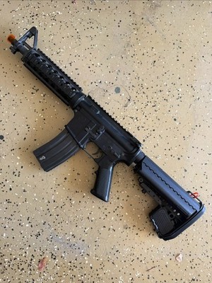Tokyo Marui M4A1 NGRS Airsoft AEG + Battery And Charger