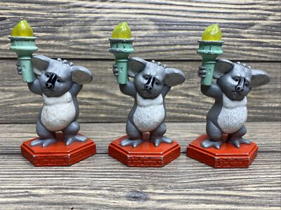 【希少50s当時物】ヴィンテージ ルーサイトバッグ クリスタル彫刻 彫り蓋 McDonalds Happy Meal Toy 2006 Disney The Wild Koala Bear Torch Red