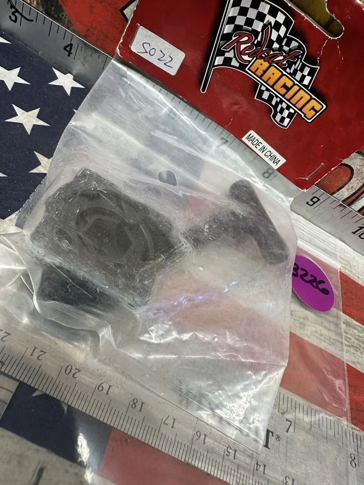 REDCAT RACING R005 NITRO ENGINE Sleeve & Piston for: .18 Engines - Image 2 of 4