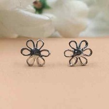 925 Sterlling Silver Daisy Stud Earrings Flower Post Handcrafted Gift For Girls