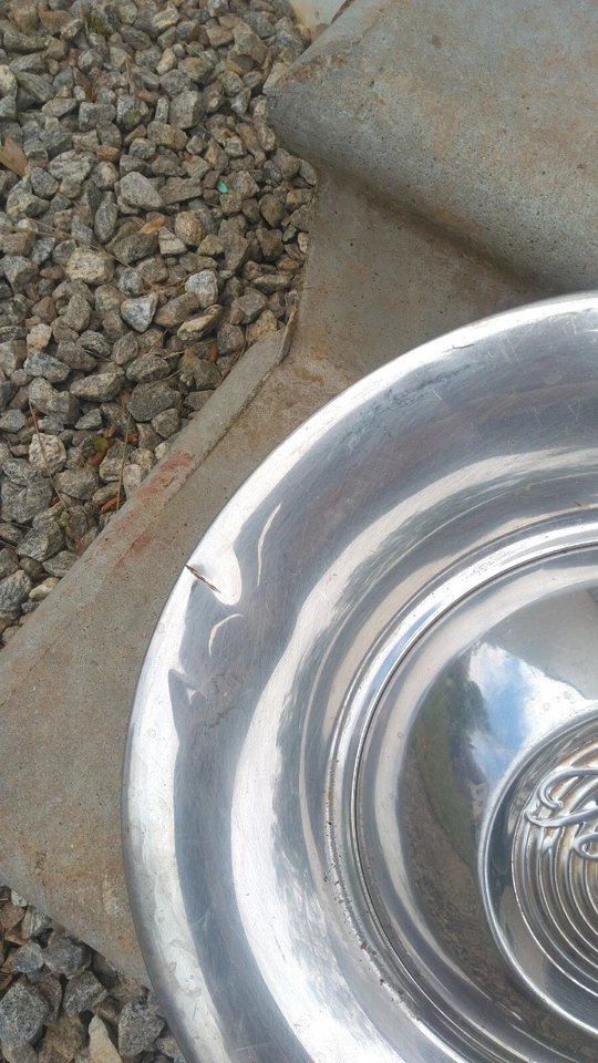 Juego de cuatro tapacubos Pontiac Chieftain 1949 1950 15 pulgadas cubiertas de rueda Foto 2 de 4