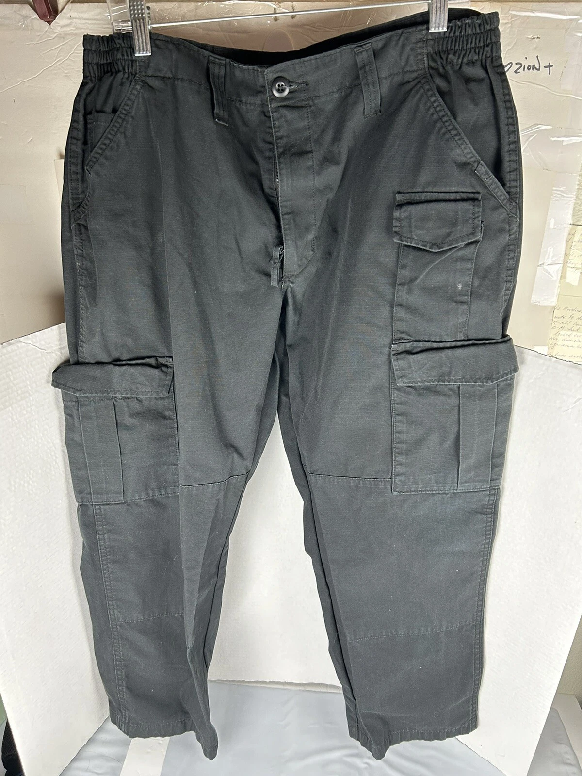 Propper Tactical Pants Mens Black Cargo Utility Pockets 38x30 READ DESCRIPTION!