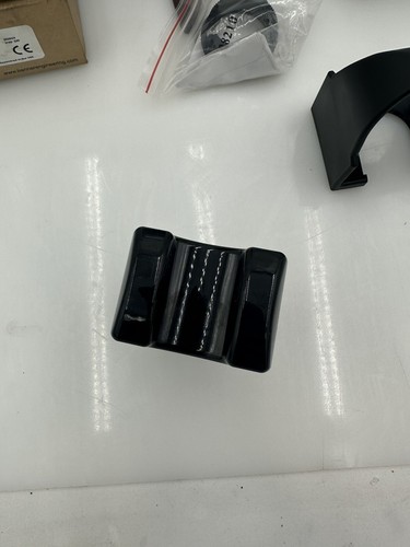 Banner Engineering OTBVP6QD Momentary Action Safety Sensor W/Cover 28590 NEW OEM - Picture 4 of 8
