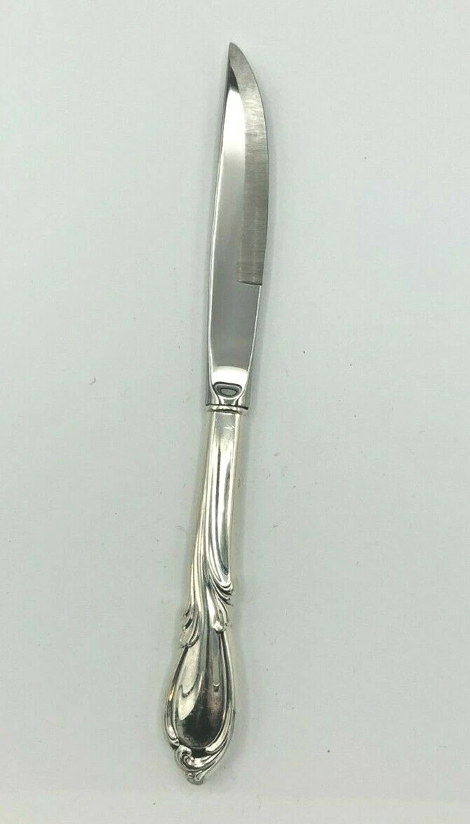 Rhapsody New by International Sterling Steak Knives 9", serrated Blade