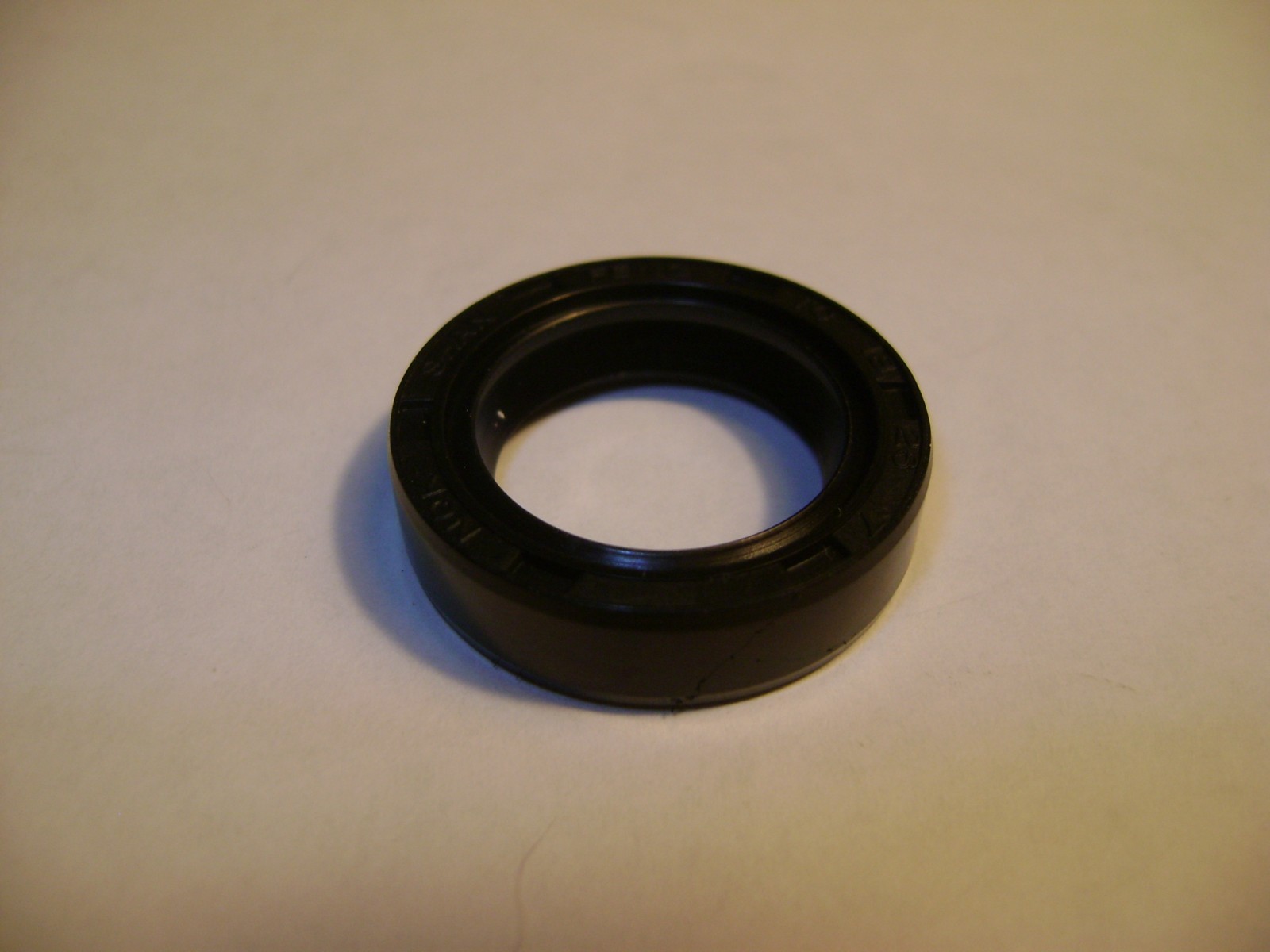 NEW TC 7X18X7 DOUBLE LIPS METRIC OIL / DUST SEAL 7mm X 18mm X 7mm - Foto 5