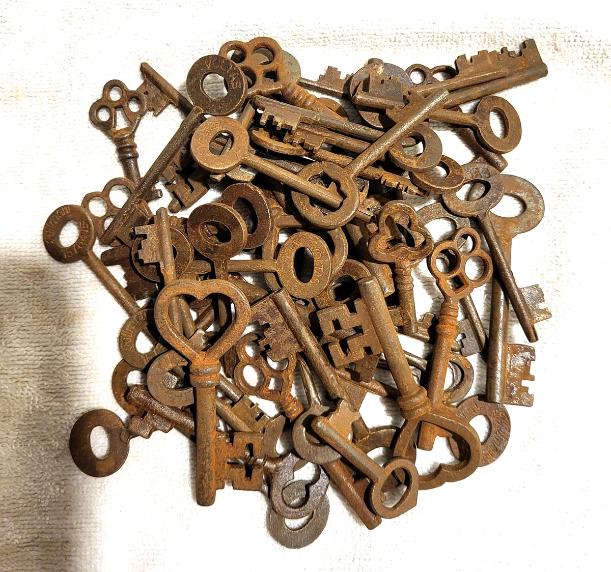 Iron Antique Skeleton Keys for sale | eBay
