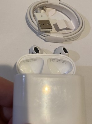 Apple AirPods 2nd Gen A1602 (A2031+A2032) Wireless Bluetooth