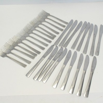 SV Roster Sweden Stal Pattern Stainless Flatware Set 14 Forks 17 Knives