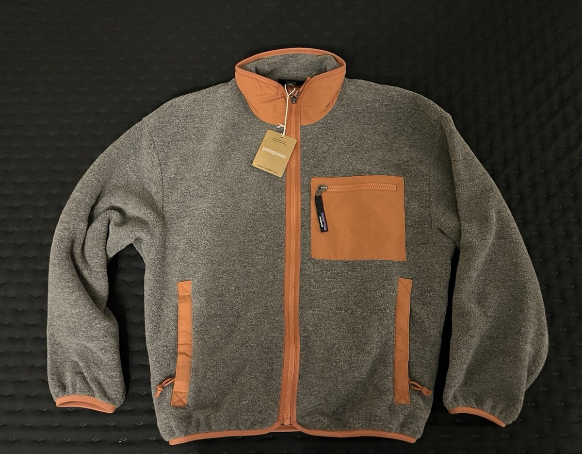 NWT Patagonia Synchilla Fleece Jacket Women's Size S NWT Patagonia Synchilla Fleece Jacket Women's Size S