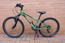 Trek MT 220 Boys Mountain Bike - 21 
