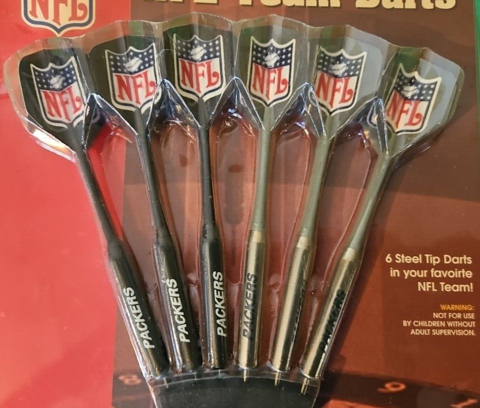 Set of 6 NFL Green Bay Packers Steel Tip Darts & Flights with Team Logo