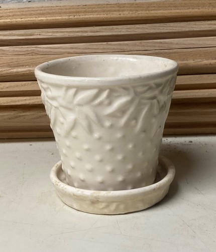 Vintage Nelson McCoy Pottery 1930's White Leaves Hobnail Flower Pot 3 1/2" Tall - Picture 2 of 6