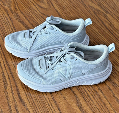 Women s Vionic Walk Max Light Blue Sneakers, Size 8 Wide