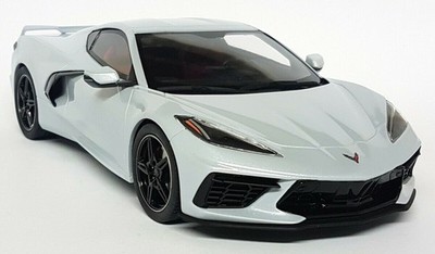 GT Spirit Maßstab 1:18 - Chevrolet Corvette C8 Ceramic Matrix Grey Resin Modellauto