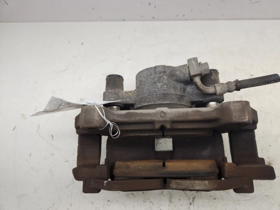 乘客右卡钳正面适合 16-22 沃尔沃 XC90 797023 — 第 3/3 张图片