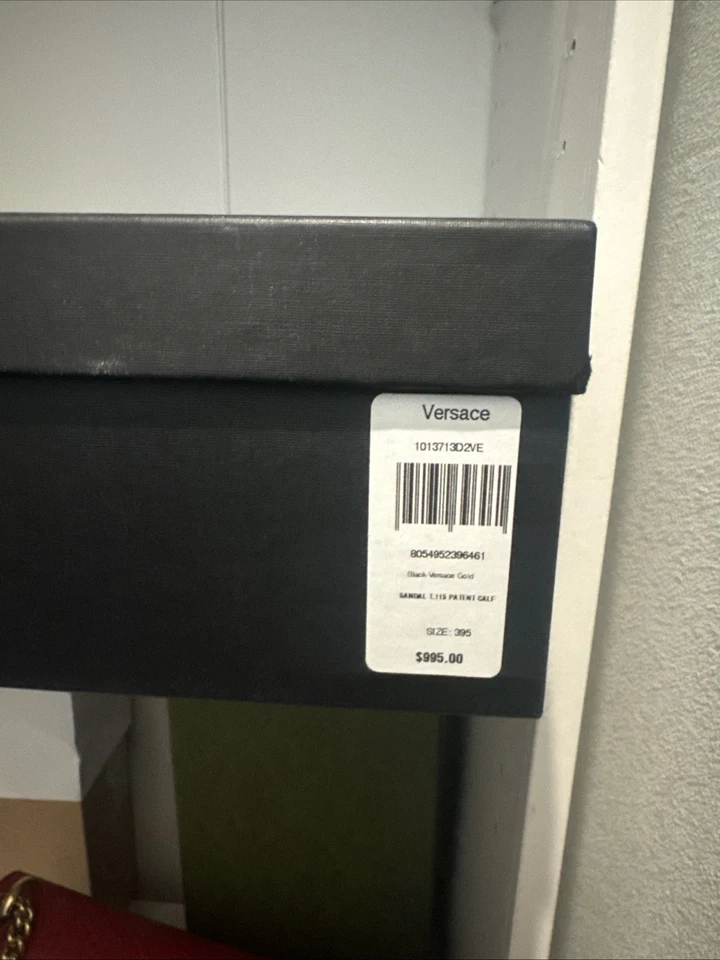 Tacón Versace 39.5 o US 8.5 Foto 4 de 4