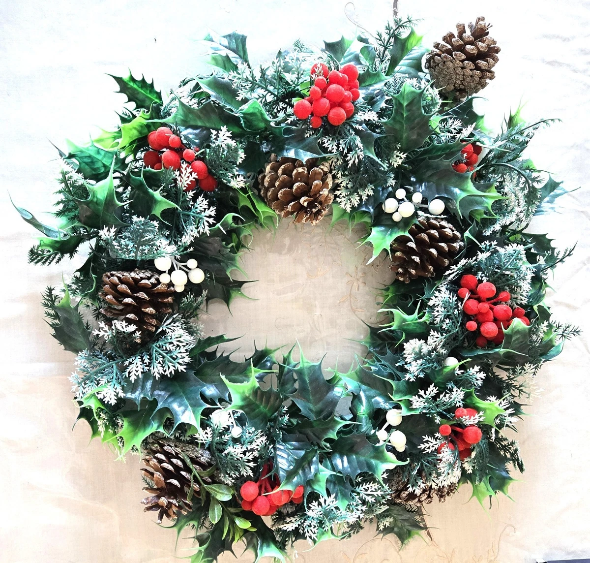 Christmas Wreaths 1960 Year Manufactured Collectible Wreaths