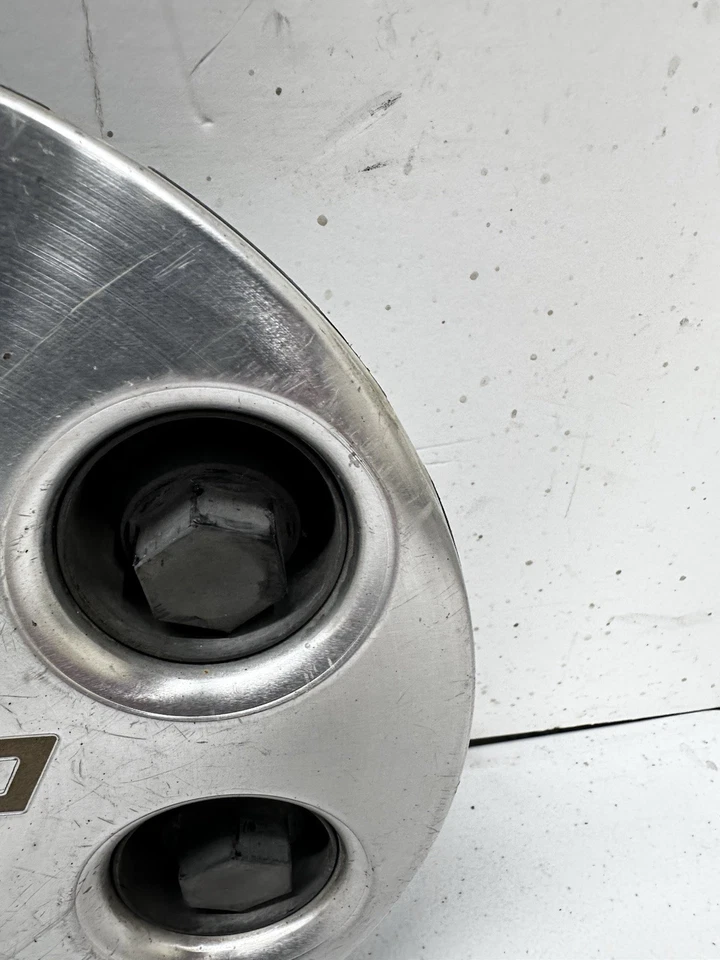 Chevrolet Tahoe Silverado Suburban Astro 2000-2004 tapa central buje OEM S3 Foto 4 de 4