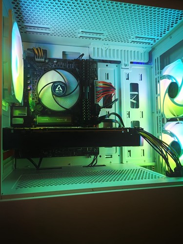 Custom Gaming pc Builder/ Pc Gpu Repairs - 第 13/15 張圖片