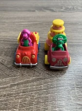 Barney the Dinosaur & BABY BOP 1993 Fire Truck - Birthday Cake Die Cast Lyons