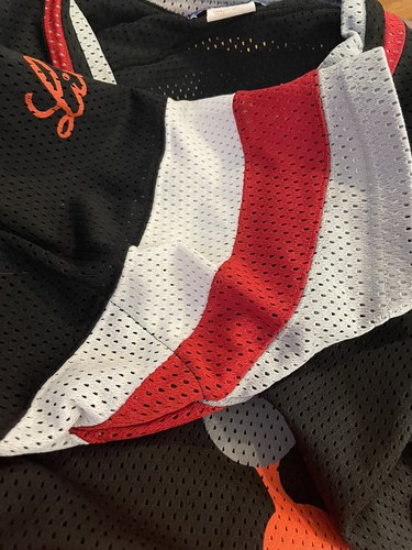 Vintage Kobe Hockey Jersey Black Red White Grey Nationals #1 XL Made In Canada - Picture 6 of 12