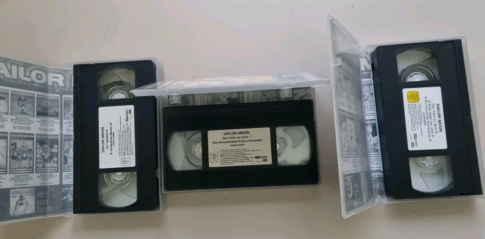 Sailor Moon VHS Sammlung 8 Stück (5 VHS noch neu & ungeöffnet) - Bild 3 von 4