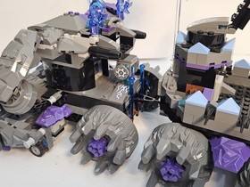 LEGO 70352 NEXO KNIGHTS: Jestro's Headquarters Near Complete