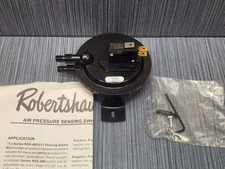 NEW IN BOX Rheem Robertshaw 470006 Air Sensing Switch