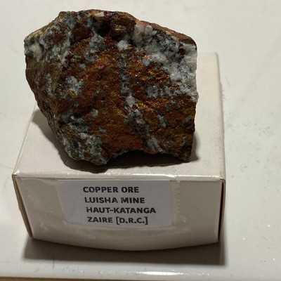 KUPFERERZ: LUISHA MINE, HAUT-KATANGA, ZAIRE [D.R.C.]  69g MF4544