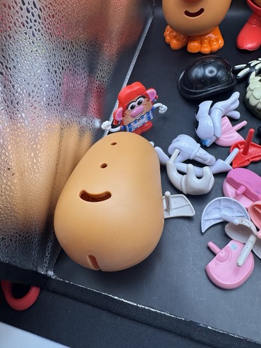 Mr Potato Head Toy Lot With Over 50 Pieces With Princess And Skelton Pieces - Picture 9 of 16