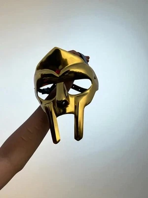 Handmade Gold Metal Warrior Mask: Medieval Cosplay Armor - image 1 of 3