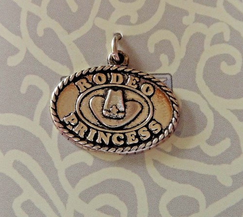 20% de descuento Dije Diseño de Cuerda Princesa Rodeo Ovalado Plata Esterlina 16x20 mm - Imagen 5 de 6