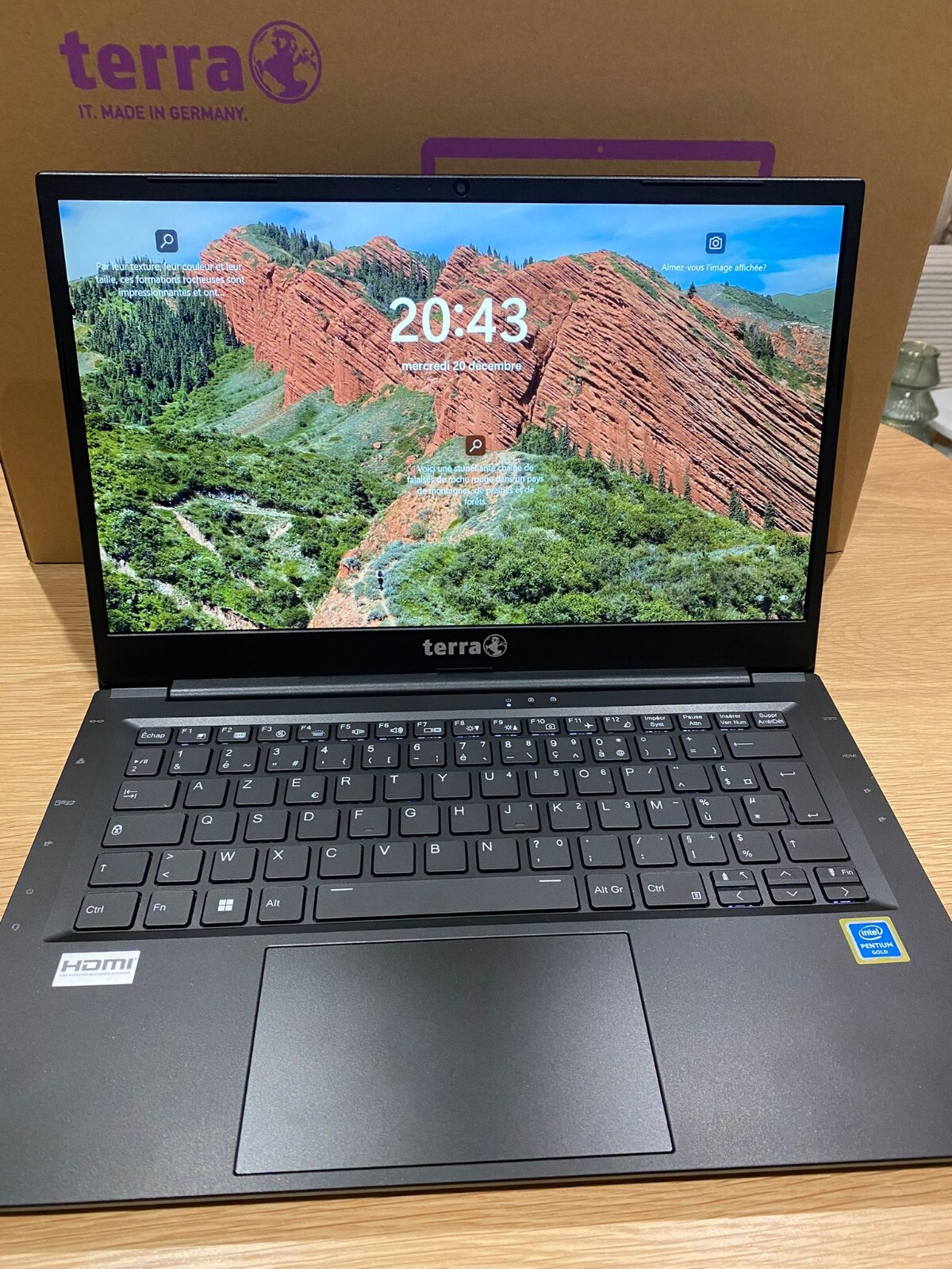 Windows 11 PC Terra Intel Core i5 - Unité Centrale SSD pour Télétravail