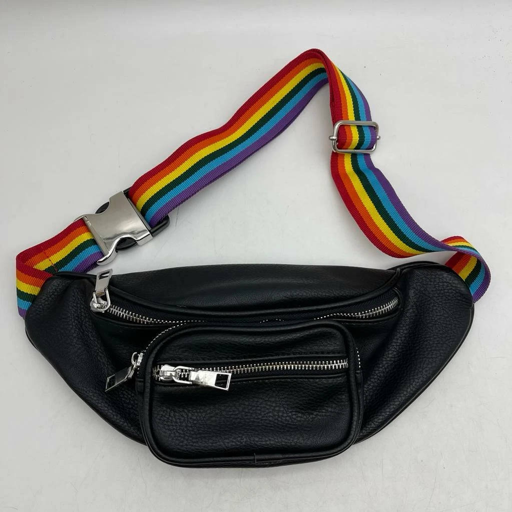 Call it spring fanny top pack