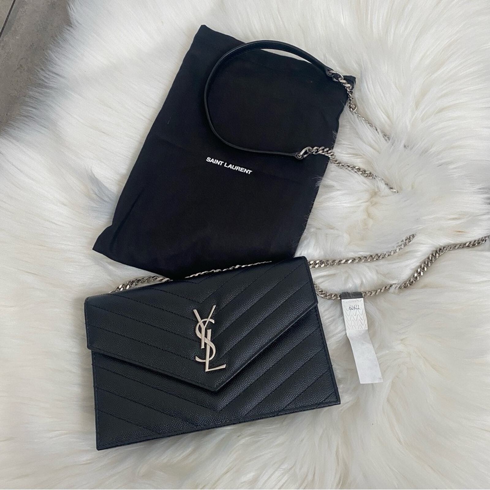 Yves Saint Laurent YSL busta monogramma borsa a tracolla nera a grana pelle