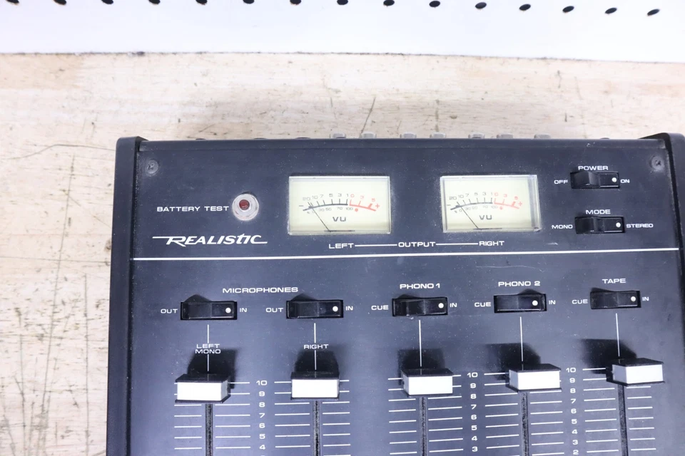 Used Realistic 32-1100A Stereo Mixer Sound Analog Portable Vintage No Power Cord - Image 2 of 4