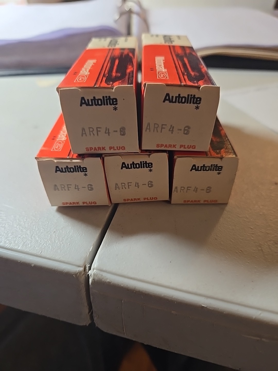 Vintage Autolite ARF4-6 Lot Of 5 Sparkplugs NOS