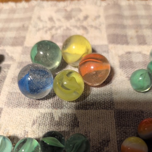 Lot Of Vintage 91 Marbles 1970s - Bild 3 von 18