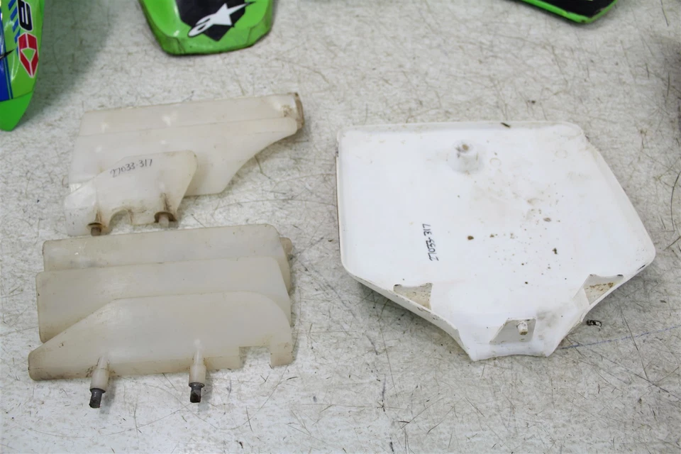 Juego de guardabarros de plástico Kawasaki KX 100 2008 placas numeradas delanteras traseras cubiertas protectores Foto 3 de 4