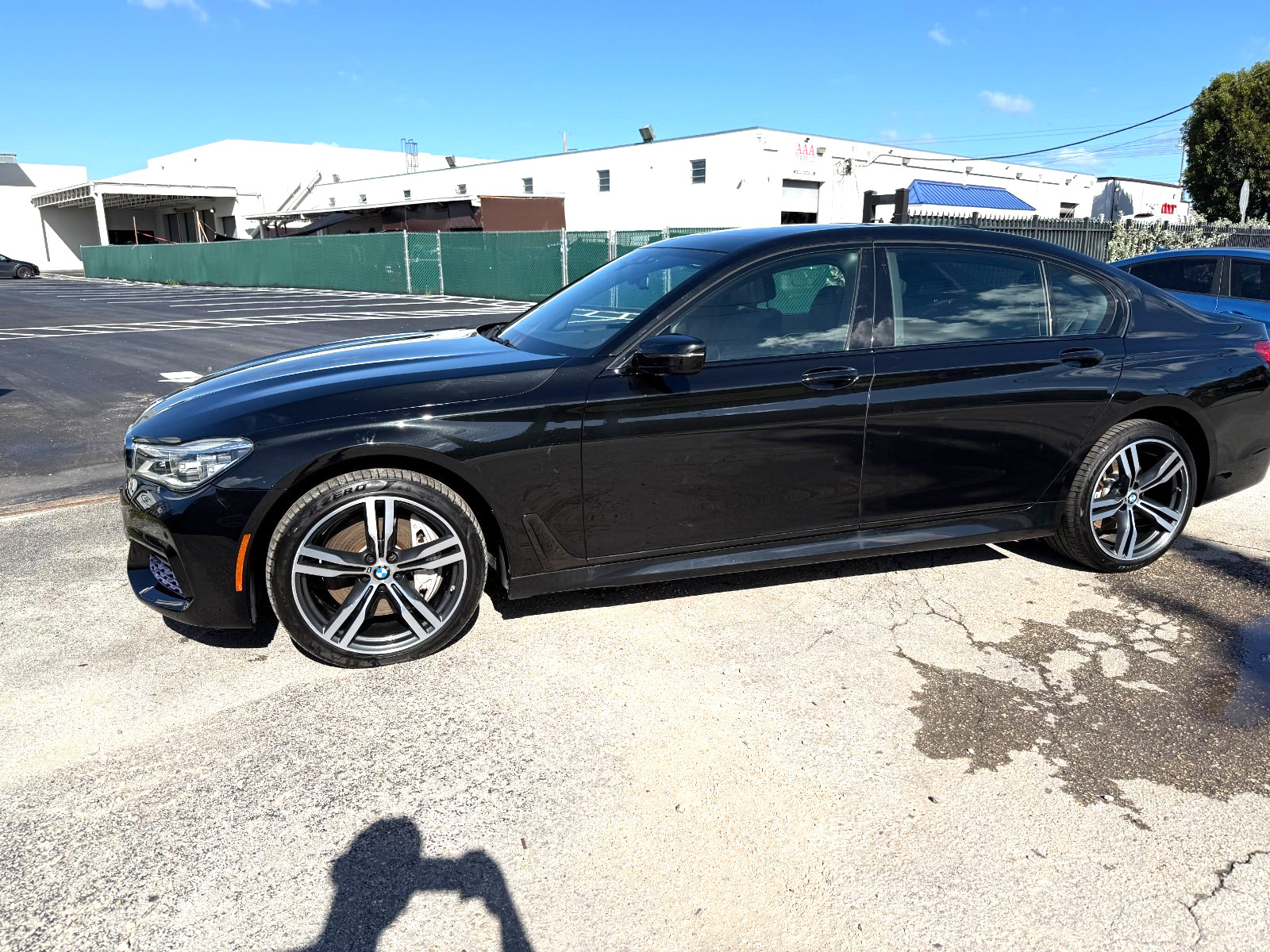 BMW 750LI XDRIVE - Image 5