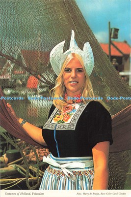 D258908 Volendam Costumes of Holland Harry de Bruijn Euro Color Cards