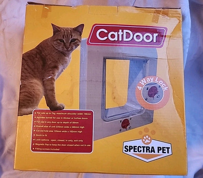 Cat Door Way Magnetic Lock by Specrtra Pet UK
