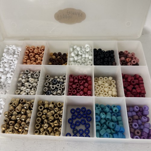 HUGE Lot of Mixed Beads| For Crafts Jewelry Making w/containers dividers - Picture 3 of 5