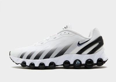 Authentische neueste Nike Air Max DN8  (Herrengrößen: UK 9 & 11) weiß/schwarz